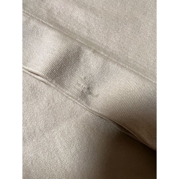 Yummie Tummie Ultralight Seamless Shaping Shorts Frappe Size 1X 2X NWT IMPERFECT - Picture 9 of 10